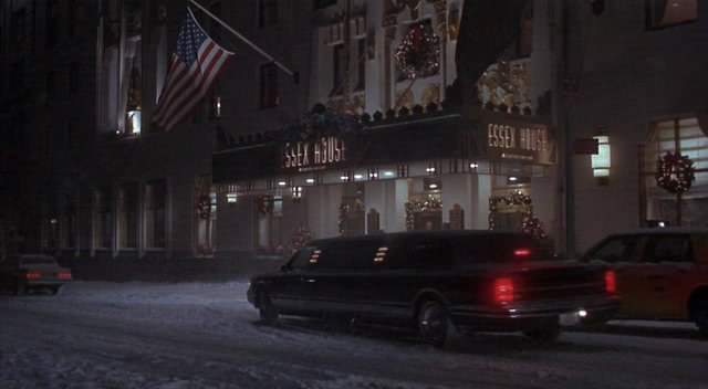 Lincoln Town Car Stretched Limousine
