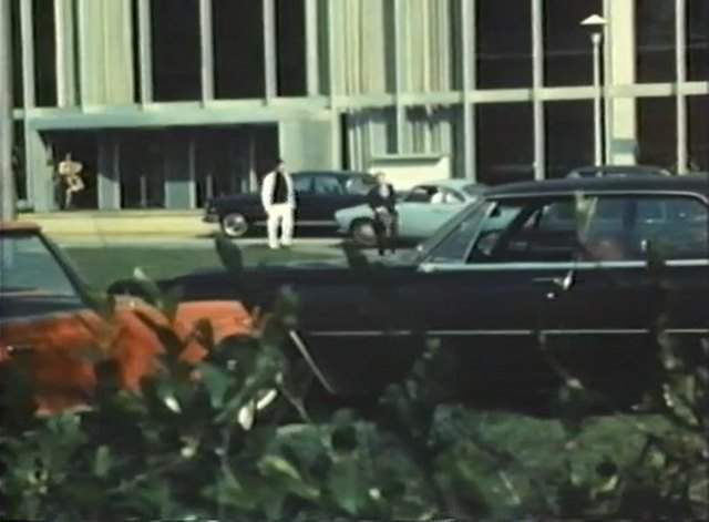 Cadillac Sedan DeVille
