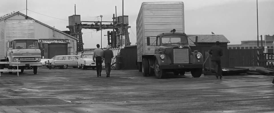 GMC Steel Tilt Cab 4000
