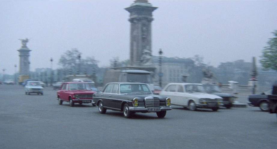 Mercedes-Benz 250 SE
