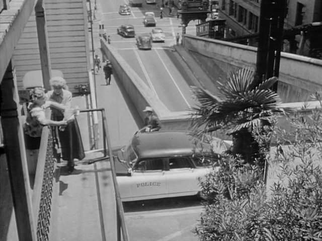 1951 Nash Ambassador in Chicago Calling