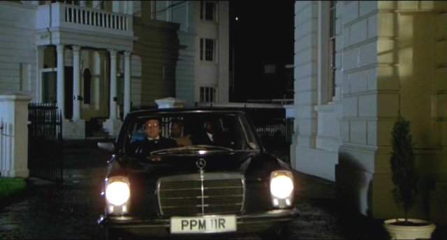 Mercedes-Benz 200