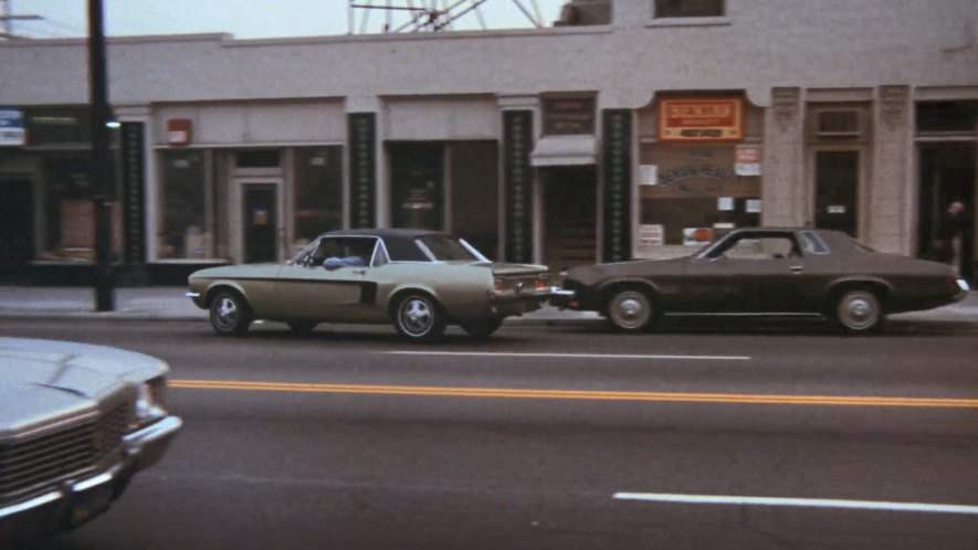 Oldsmobile Cutlass Salon