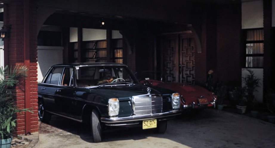Mercedes-Benz 200