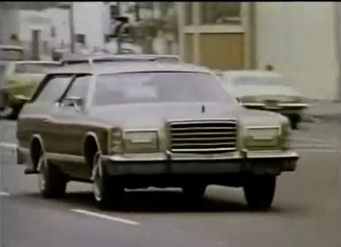 Ford LTD Country Squire
