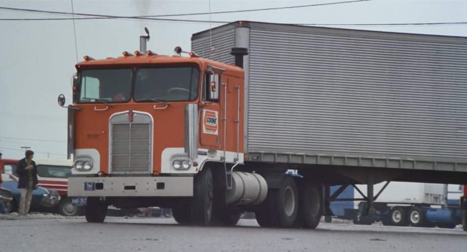 Kenworth K-100