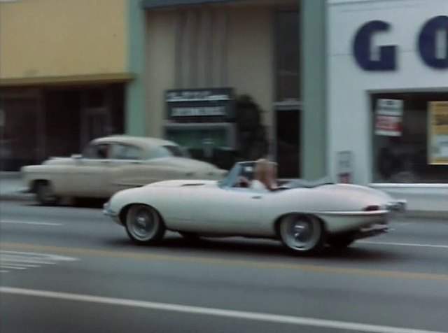Oldsmobile 98 Futuramic