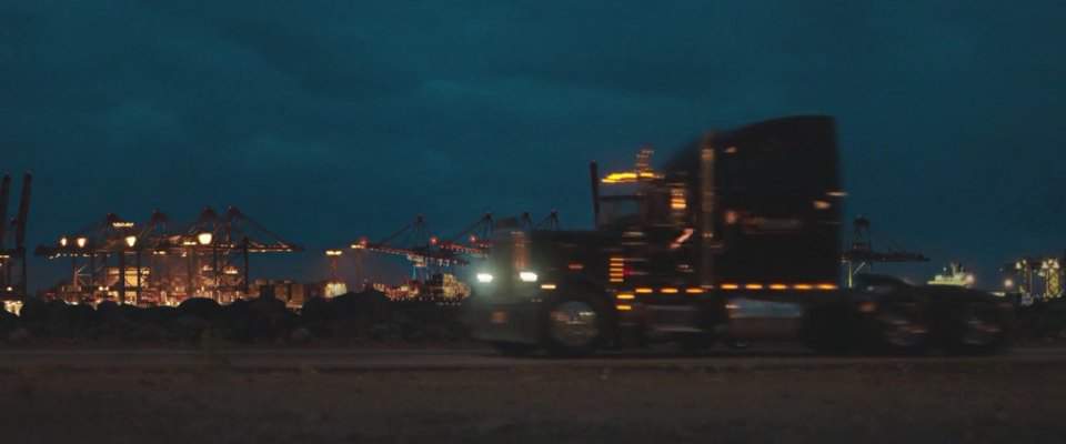 Peterbilt 359