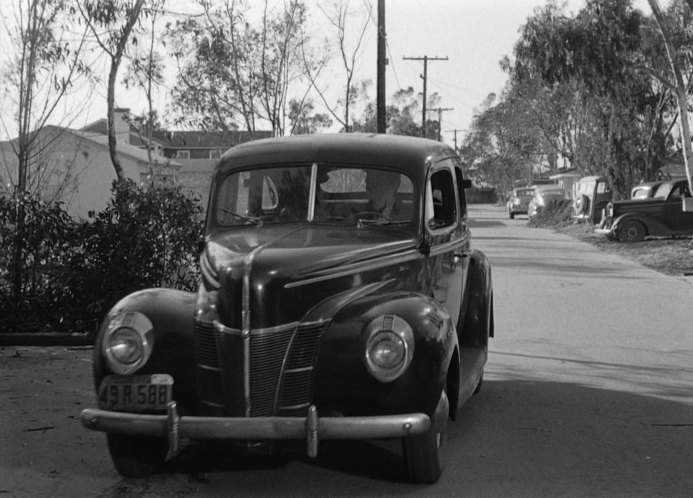Ford V8 De Luxe