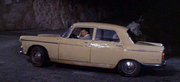 Peugeot 404