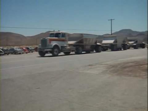 Freightliner FLC 120 42 T