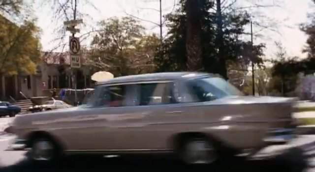 Mercedes-Benz 230 S