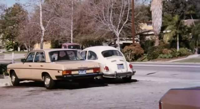 Mercedes-Benz 240 D