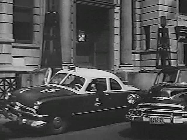 Ford De Luxe