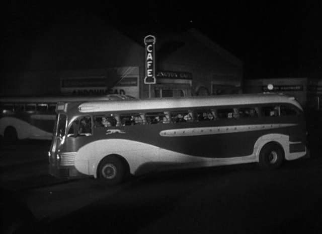 Yellow Coach 743