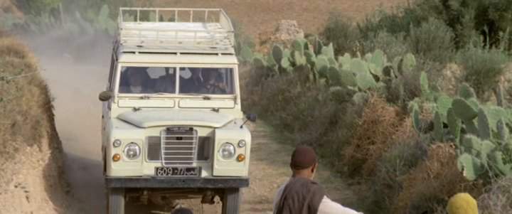 Land-Rover Santana 109'' Series III