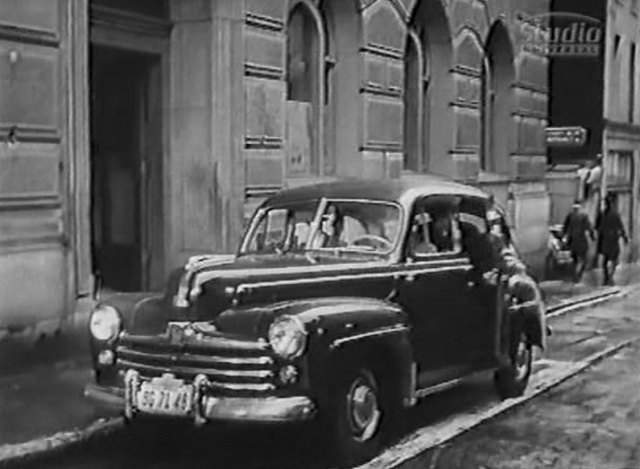 Ford Super De Luxe