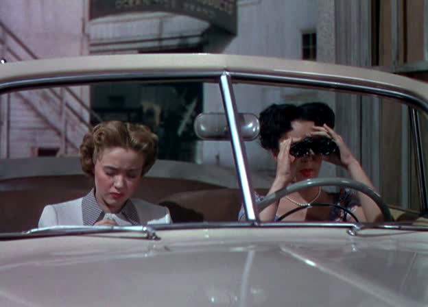 Ford Super De Luxe