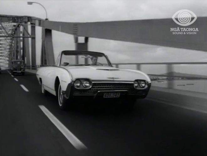 Ford Thunderbird