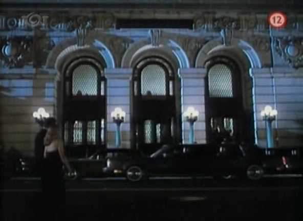 Lincoln Town Car Stretched Limousine