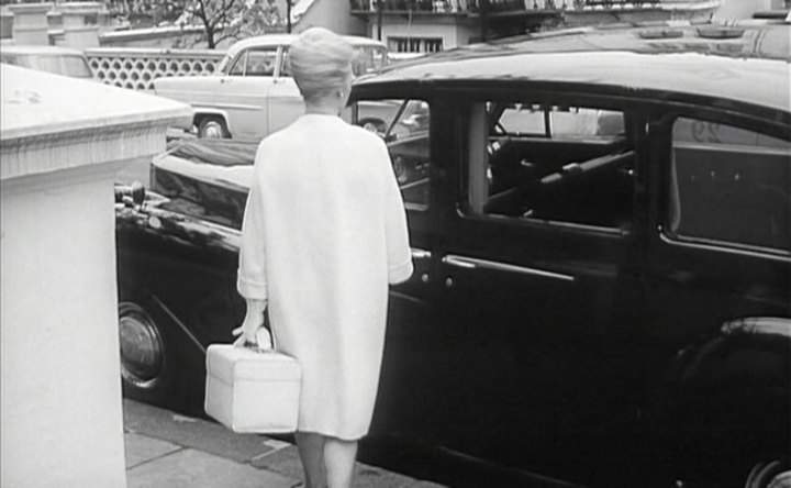 Vauxhall Victor Series 2