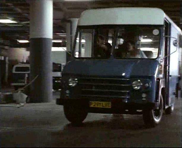 Commer Walk-Thru in Freefall