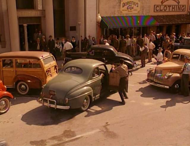 Ford De Luxe