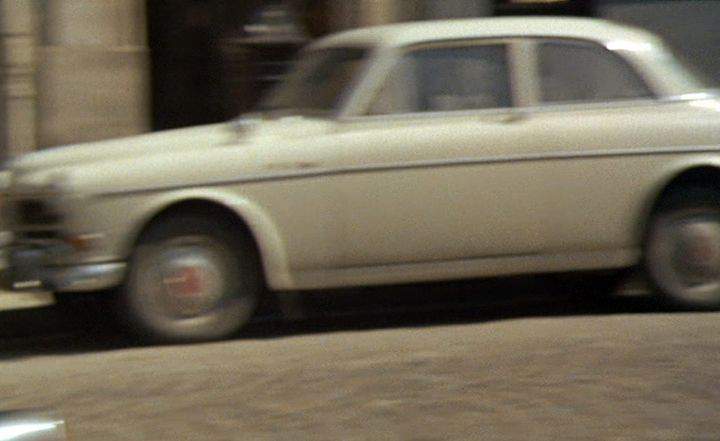Volvo 121
