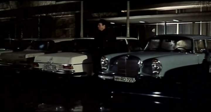 Mercedes-Benz 220 S