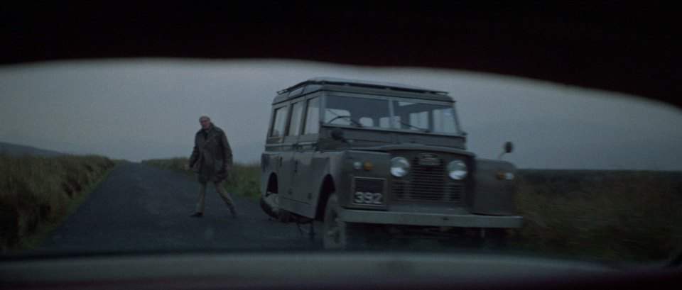 Land-Rover 109'' Series II Station Wagon