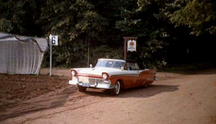 Ford Fairlane 500 Sunliner