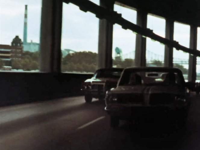 Oldsmobile 