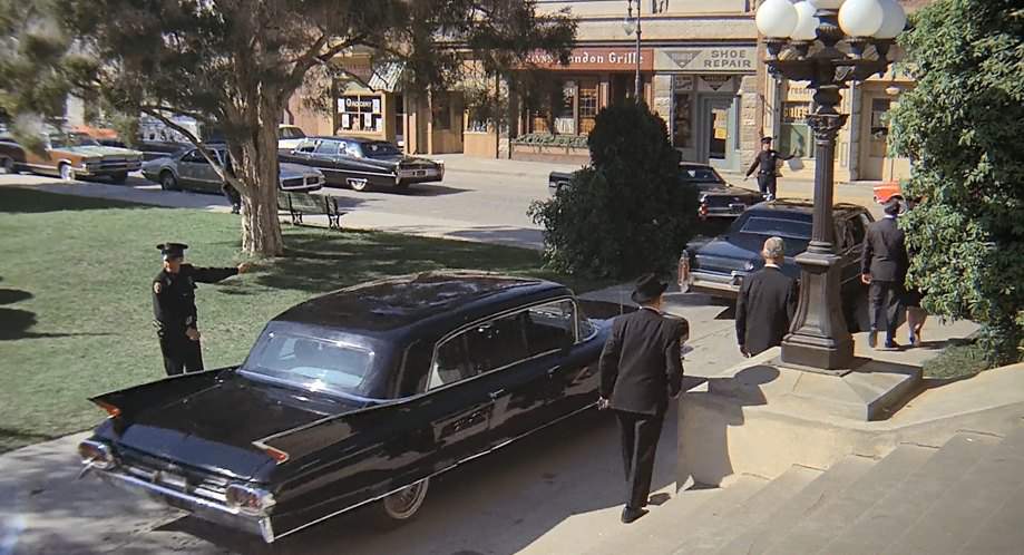 Cadillac Fleetwood 75