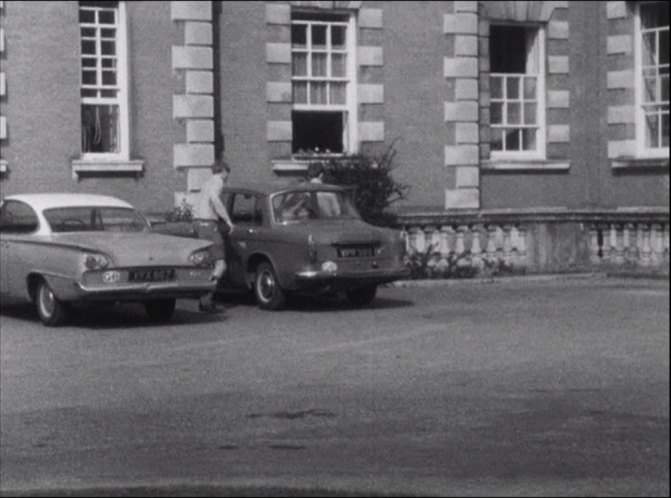 Ford Consul Capri 335
