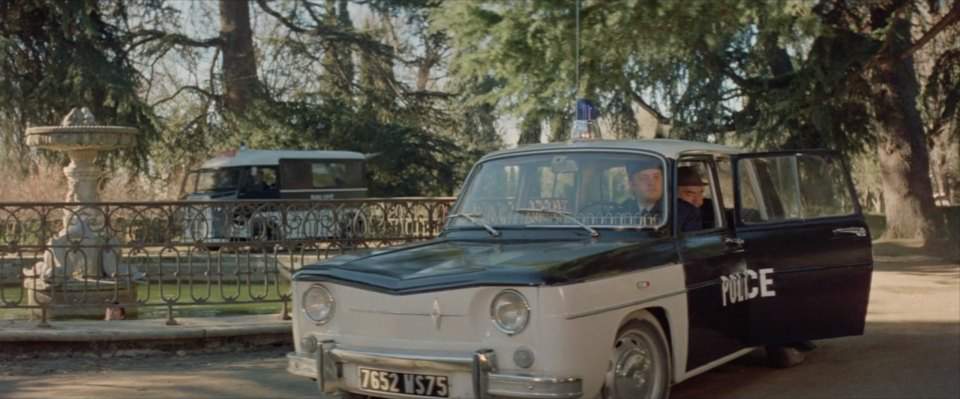 Renault 8