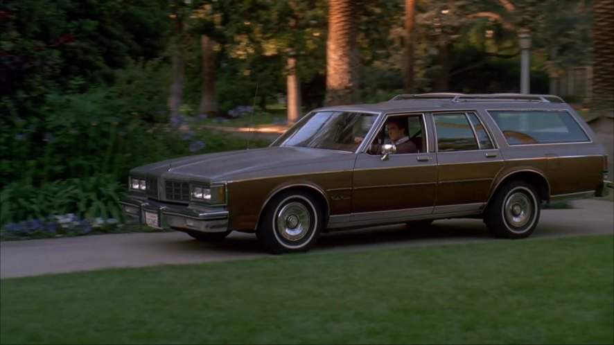 Oldsmobile Custom Cruiser