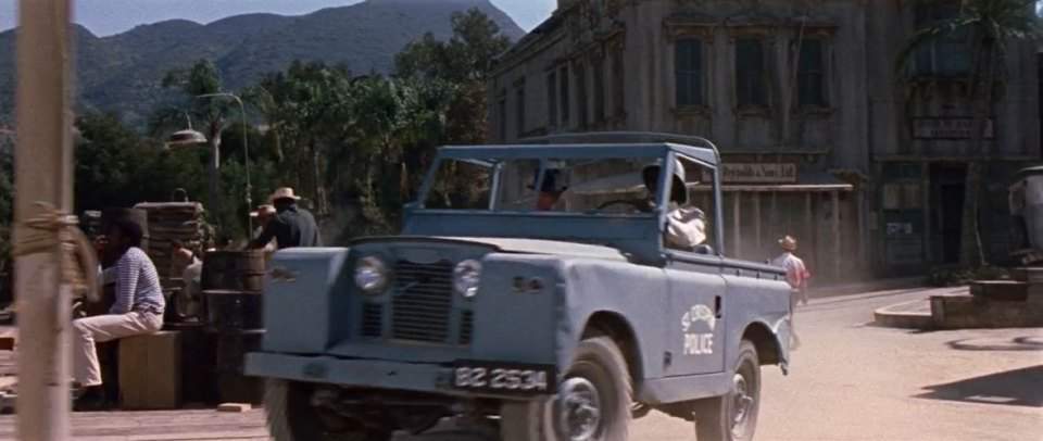 Land-Rover 88'' Series IIa