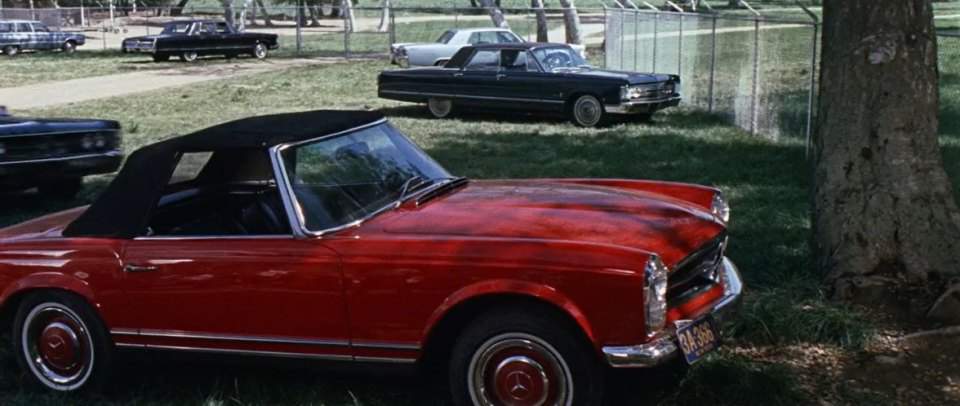 Mercedes-Benz 230 SL