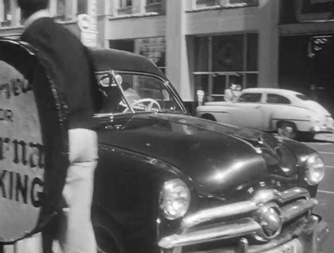 Plymouth De Luxe