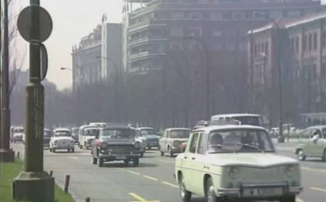 Renault 8