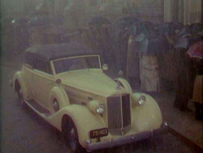 Packard Twelve
