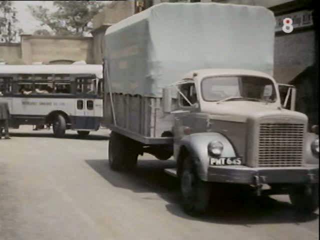 Reo Gold Comet