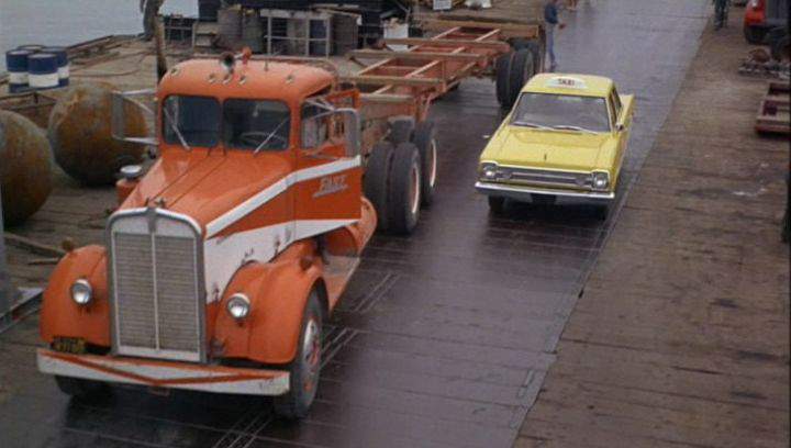 Kenworth 524