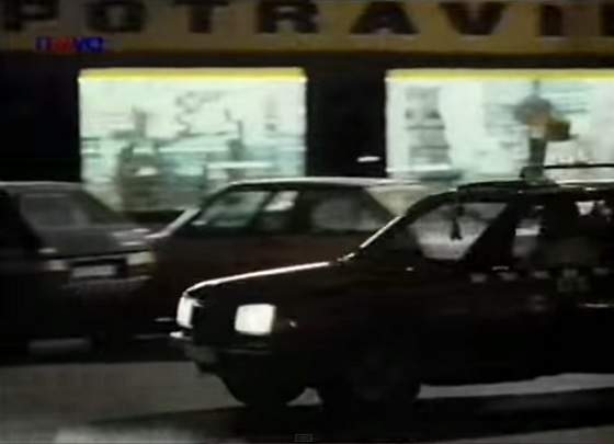 Peugeot 305