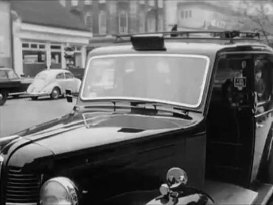 Volkswagen De Luxe Saloon