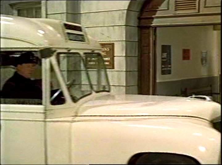 Daimler DC27 Ambulance