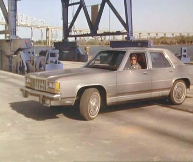 Ford LTD Crown Victoria