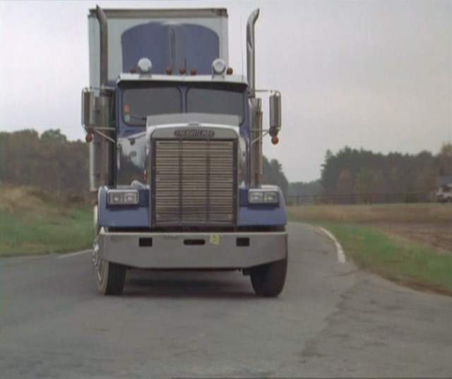 Freightliner FLC 120 64 T