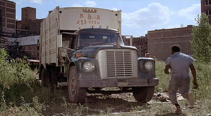 International Harvester Loadstar