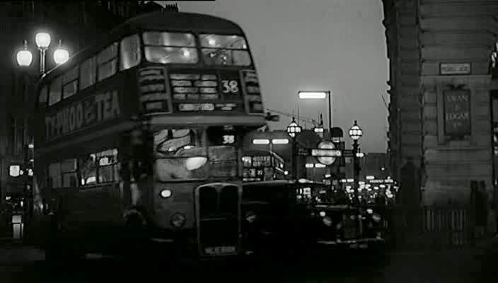 AEC Regent III
